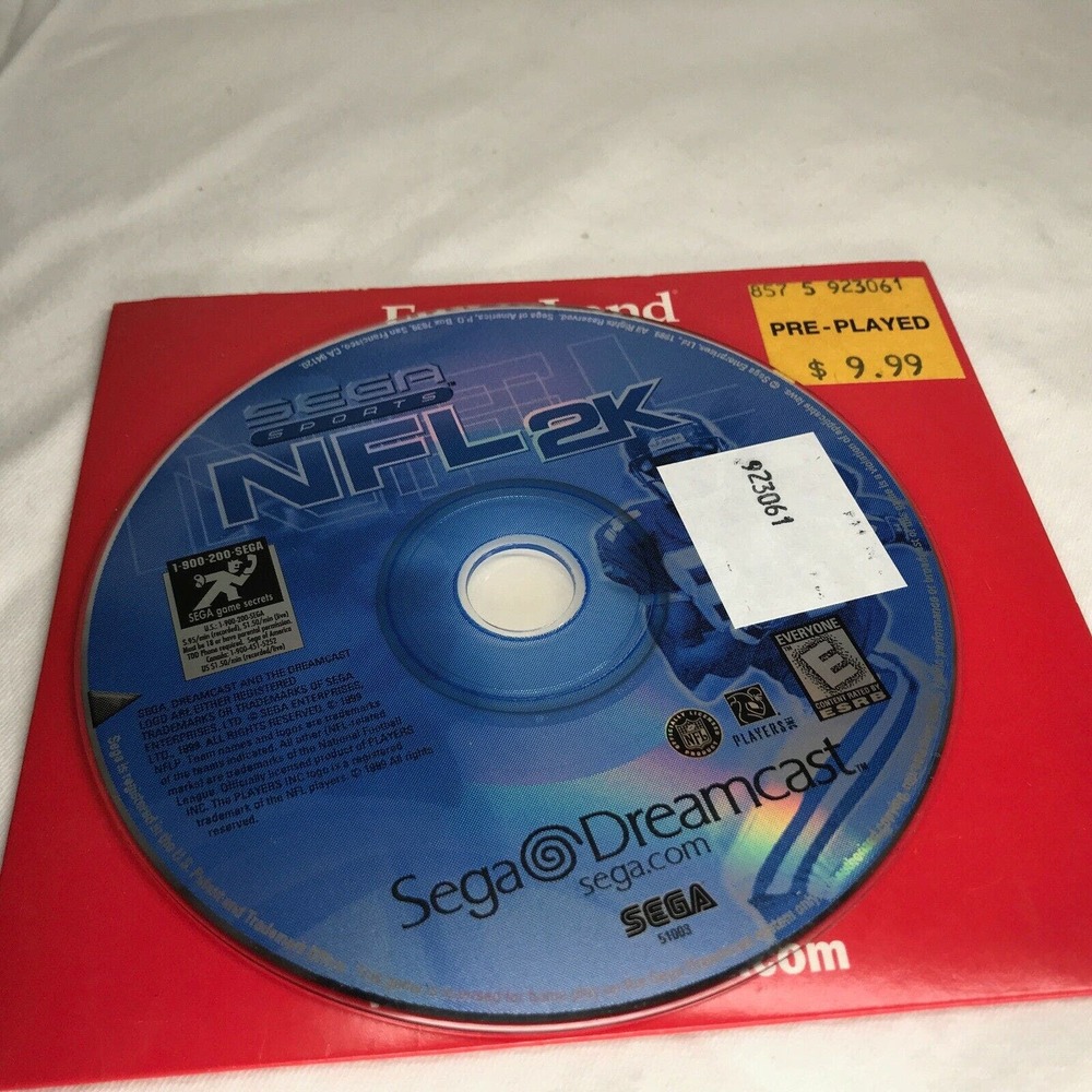 NFL 2K (Sega Dreamcast, 1999) DISC ONLY Sega Sports Football Video Game Vintage